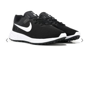 Nike black and white new without box size 8